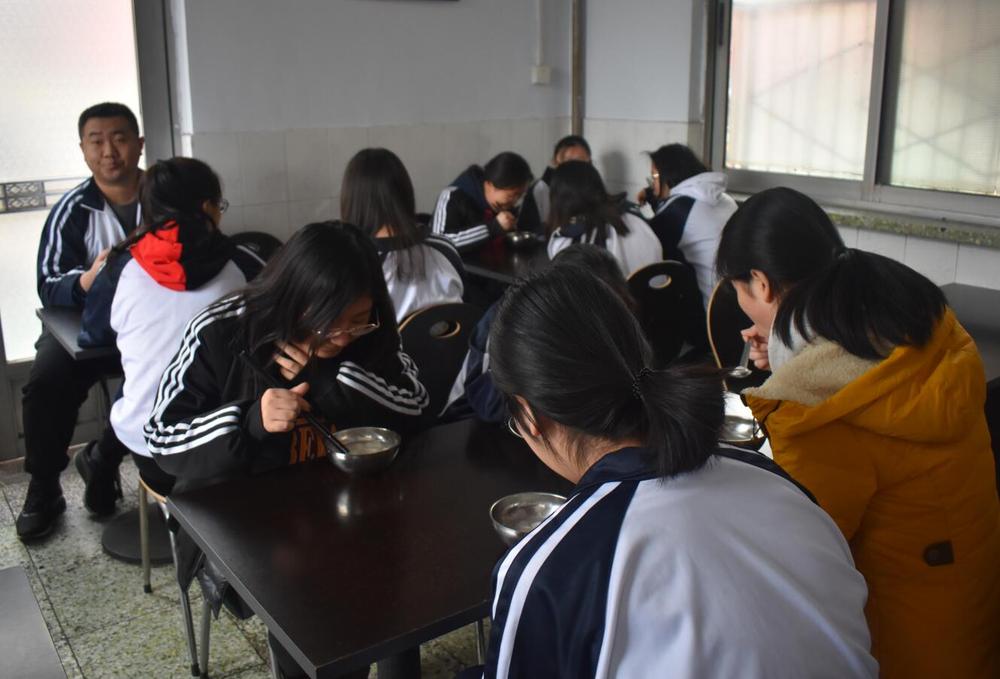 吃汤圆.jpg